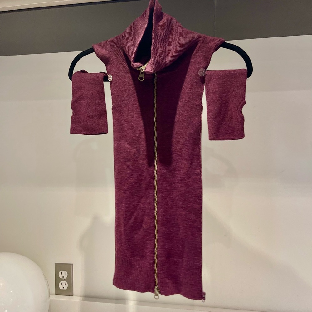 $375 Veronica Beard Rich Merlot maroon Purple luxe soft Wool Dickey & Cuffs set